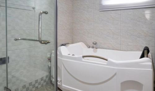 Bono East Region Apartment | kingsvilla