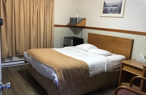 Thunder Bay Hotel | Kingsway Inn Motel