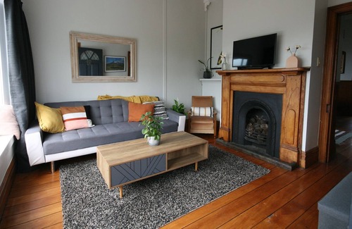 New Plymouth House | Kingwell Cottage - New Plymouth Holiday Home