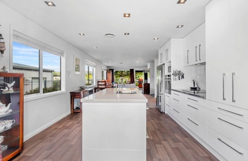 Kinloch Apartment | Kinloch Escape - 3 bedrooms, 3 Bathrooms
