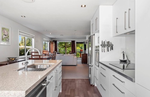 Kinloch Apartment | Kinloch Escape - 3 bedrooms, 3 Bathrooms