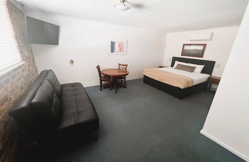 Cooma Hotel | Kinross Inn