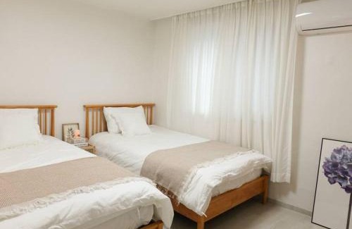 Goyang Villa | KINTEX Daewha Stay Kintex 5min Baek Hospital 1min Daewha Station 5min