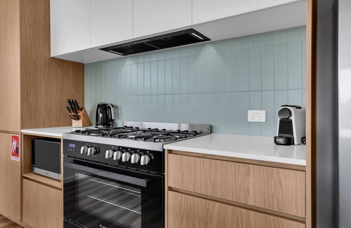 Tura Beach Cabin | Kira Lani - Pet Friendly - Tura