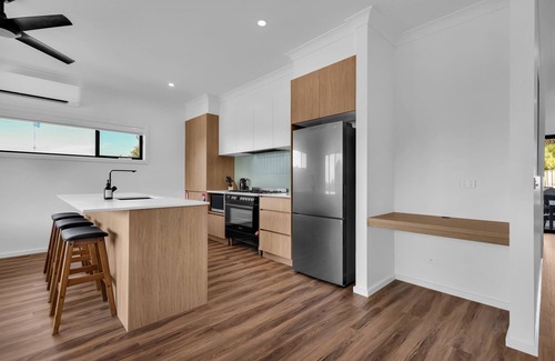 Tura Beach Cabin | Kira Lani - Pet Friendly - Tura