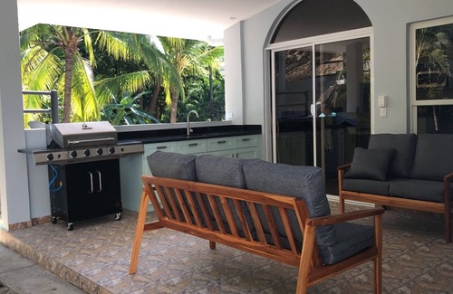 Tamanique Villa | Kira's Paradise - 4-bdr Villa Infinity Pool w/Private Beach - 5 mins to Tunco