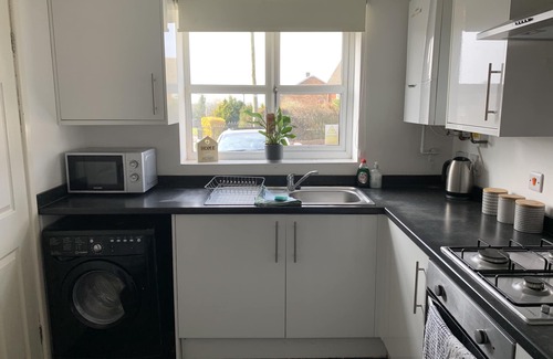 Skegby House | Kirkby House, 3 bedroom house, ideal for families, Contractors, Corporate.