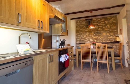 Scawton Cottage | Kirkdale Cottage: a Hidden Gem, Helmsley (country cottage, sleeps 5)