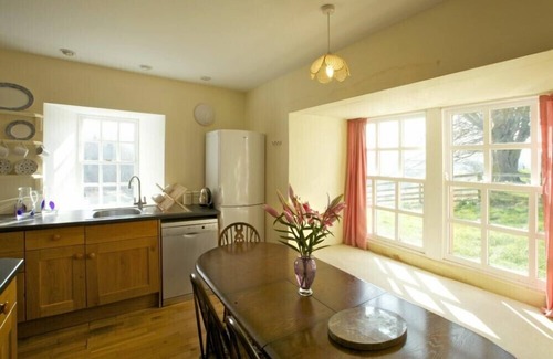 Hawick Cottage | KIRKNOWE, pet friendly, country holiday cottage in Jedburgh