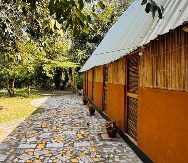 Bagamoyo House | Kiromo Zoo