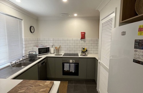Raphael Precinct House | Kirrilly's Cottage- Home away from Home