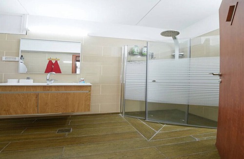 Kiryat Yam Apartment | Kiryat Yam Cozy Sea-Front 2BR Apartment