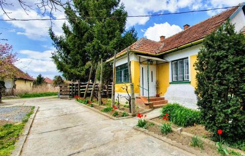 Tiszaladany Apartment | Kis-Tisza Apartmanházak Tokaj- hegyalja