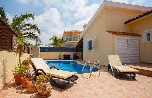 Kissonerga Villa | Kisonerga Villa in Paphos
