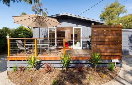 Anglesea House | Kiss Me too beach shack