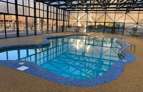 Sevierville House | Kissing Retreat #269