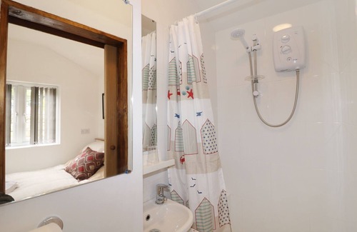 Langwith Cottage | KISSINGATE, romantic, with a garden in Nether Langwith