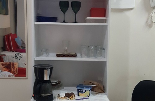 Aparecida House | Kit in Aparecida with wi fi in a seafront building