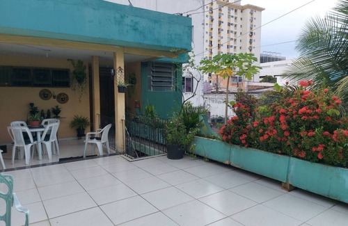 Batista Campos Apartment | Kit net well located in the center.