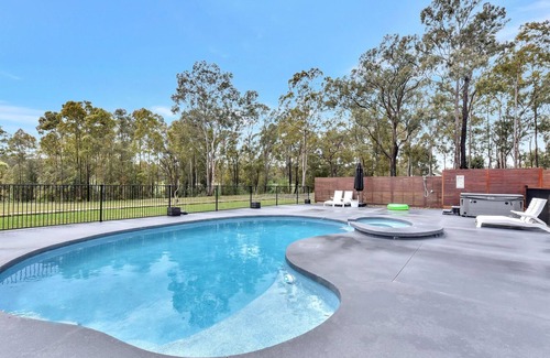 Kitchener House | Kitchener Country Estate with Pool Hot Tub on private acres that sleeps up to 18