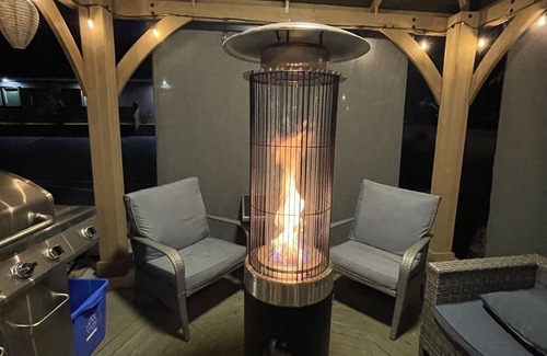 East Kootenay Hotel | Kitchenette room in beautiful Radium Hot Springs