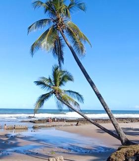 Pontal House | kitnet pé na areia reservado por sayonara