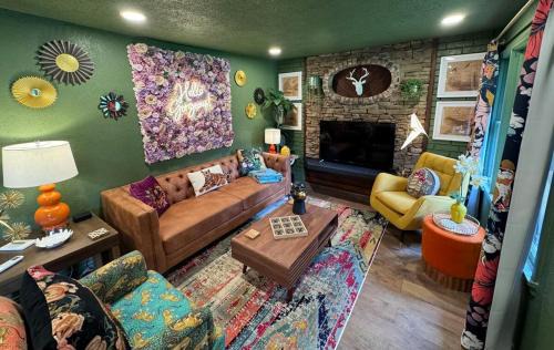 Turners House | Kitschy Kottage