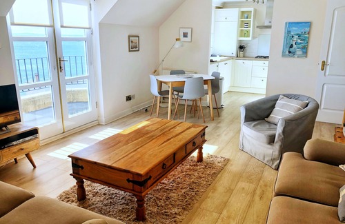 Pittenweem Apartment | Kittiwake Apartment, Pittenweem - stunning Sea Views in picturesque village.