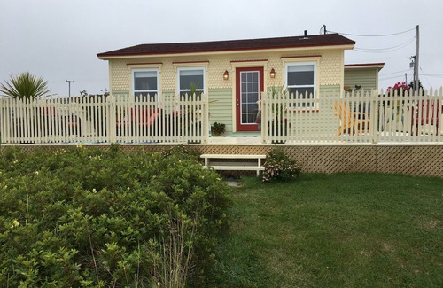 Western Bay Cottage | Kittiwake Cottage, Ultimate Oceanfront Getaway