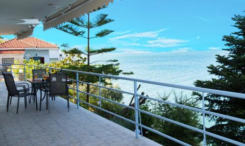 Kiveri House | Kiveri Luxurious Seaside Apartment