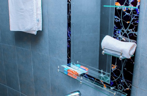 Kibuye Hotel | Kivu Breeze Hotel