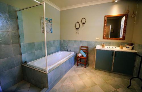 Koorainghat Apartment | Kiwarrak Country Retreat