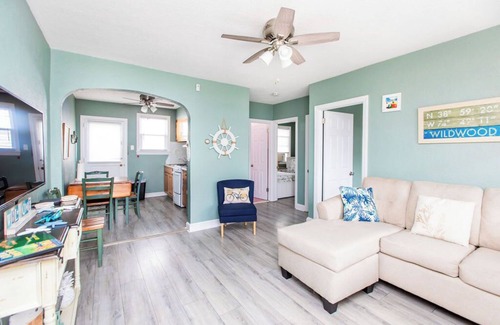 Wildwood Apartment | Kiwi's Cottage, 1.5 Blocks to Beach and Boardwalk, Pet Friendly