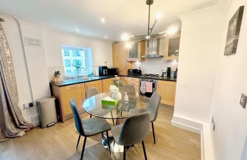 Cambridge Apartment | Kiwi Tree Serviced Apartment