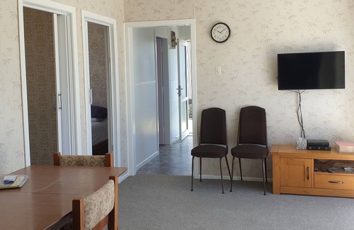 Waihi Beach House | Kiwiana Holiday Home