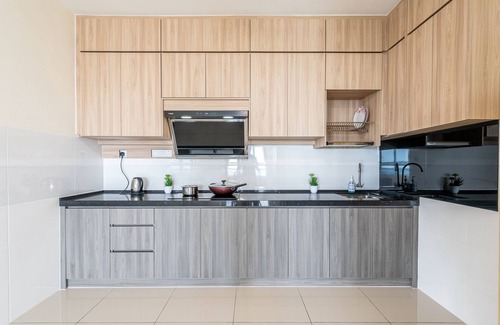 Batu 9 Cheras Condo | KL Saville Cheras Whole Unit#1 Direct Link MRT Sri Raya Infinity pool 6+8Pax