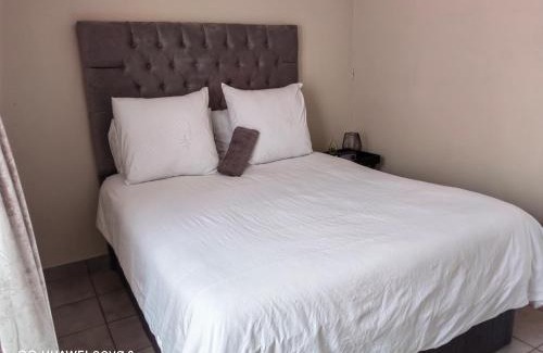 Katlehong Apartment | Klaasy's 1 bedroom Cosy home Johannesburg South