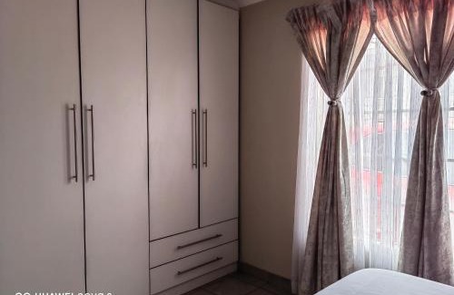 Katlehong Apartment | Klaasy's 1 bedroom Cosy home Johannesburg South
