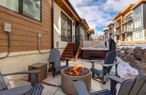Hideout House | Klaim Retreats 807