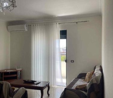 Mbrostar-Urë Apartment | Klara's Apartment