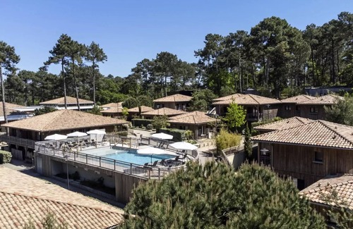 Claouey Apartment | Klassische Lodge mit 2 Schlafzimmern und 4 Personen