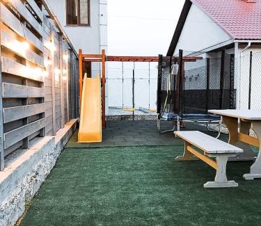 Molodizhne Hotel | Klaster SeaView Hotel