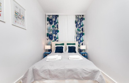 Marymount Apartment | Klaudyny 6 by Homeprime