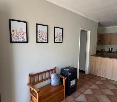 Farrarmere Apartment | Klaverton Daisy