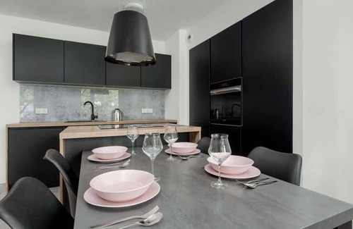Psie Pole Apartment | Kleczkowska 49B | Stylish Apartment | Parking