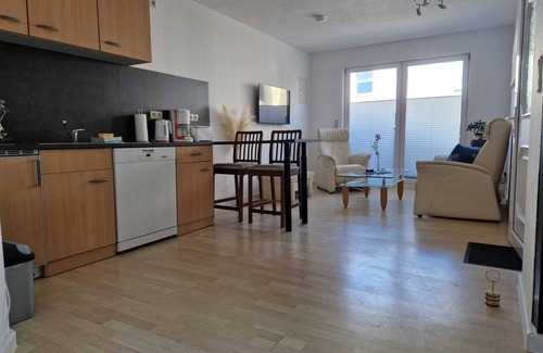 Bad Doberan Apartment | Kleine Modernisierte Innenhof- Feienwohnung im Bad Doberaner Zentrum