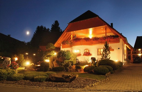 Goessweinstein Apartment | Kleingesee approx. 5 km from Gössweinstein Holiday apartment Haus Sonnenscheim