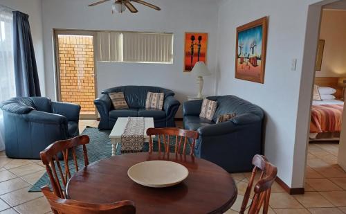 Kleinmond Apartment | Kleinmond Panorama Holidays