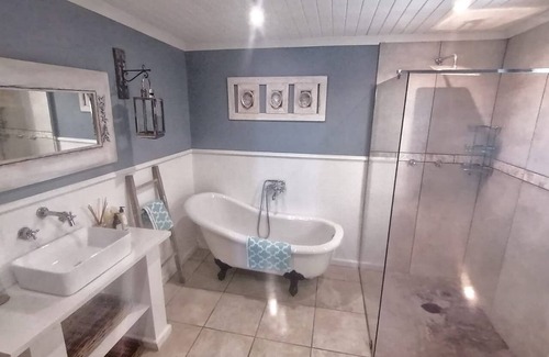 De Kelders Bed & Breakfast | Kleinzee Oceanfront Guesthouse