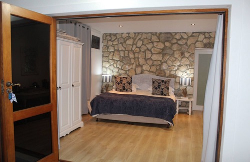 De Kelders Bed & Breakfast | Kleinzee Oceanfront Guesthouse